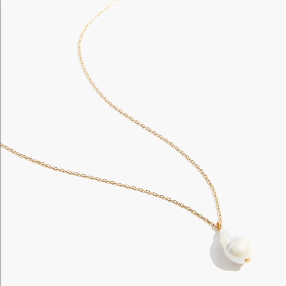 Madewell Jewelry - Madewell Freshwater Baroque Pearl
Pendant Statement
Necklace